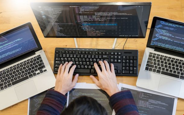 卡內(nèi)基梅隆大學(xué)領(lǐng)銜美國本科軟件工程專業(yè)排名 軟件開發(fā)與信息技術(shù)咨詢服務(wù)的未來之路